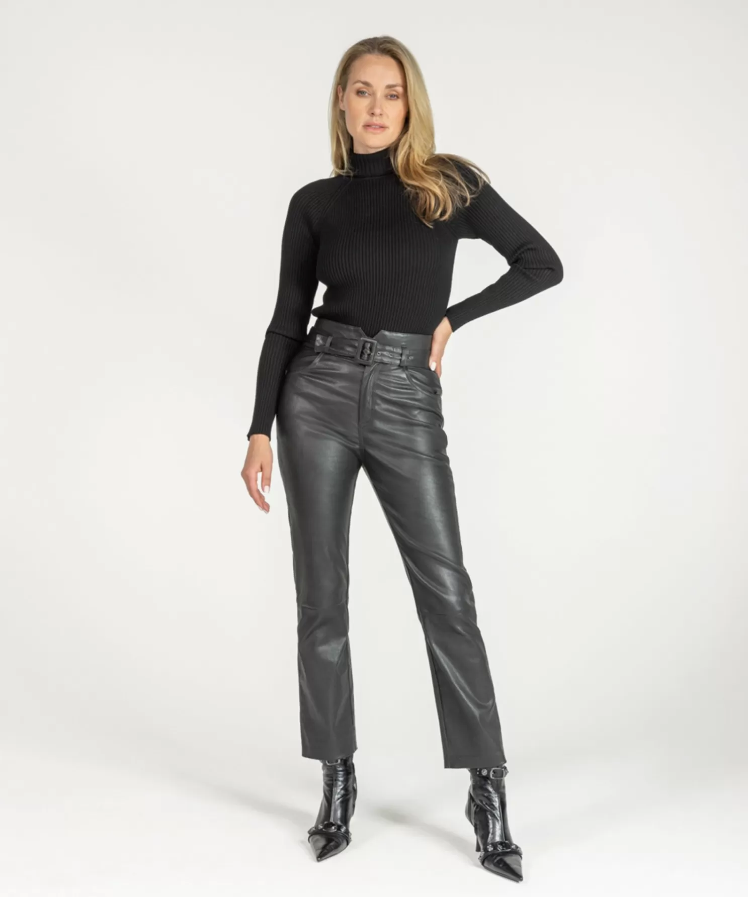 IBANA High Waist-Pelle Black